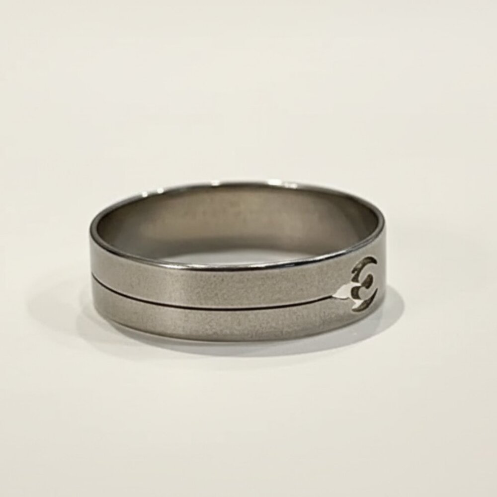 Vintage 1990s Statement Ring Band Abstrict Design Modernist Size 13 Silver Tone